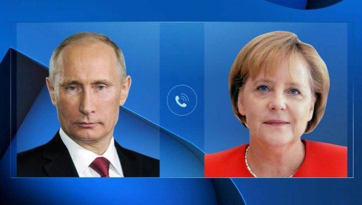 Путин и Меркель по телефону обсудили ситуацию на Украине