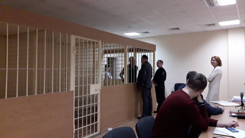 Петербургский суд разрешил экс-главе «Компании Усть-Луга» Израйлита вызвать специалиста