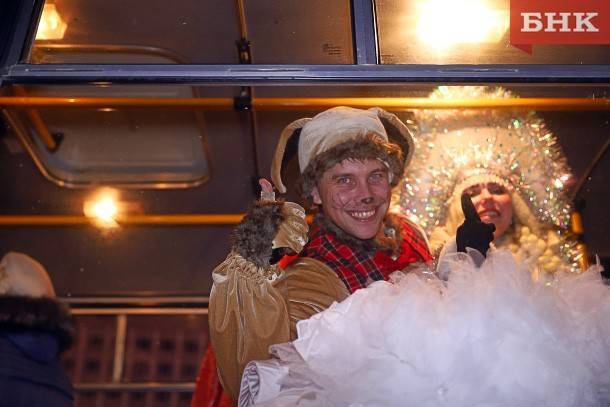 На новогодние городки и ночные шоу с фейерверком в Эжве потратят два миллиона рублей
