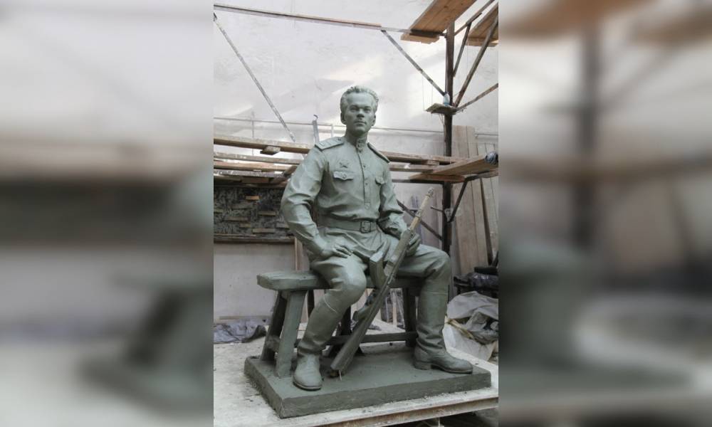 В Петербурге 22 ноября установят памятник Михаилу Калашникову