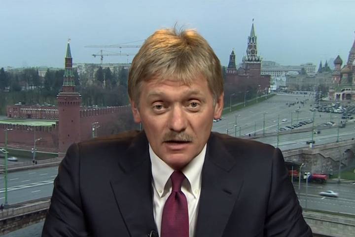 Кремль прокомментировал сокращение числа врачей в России