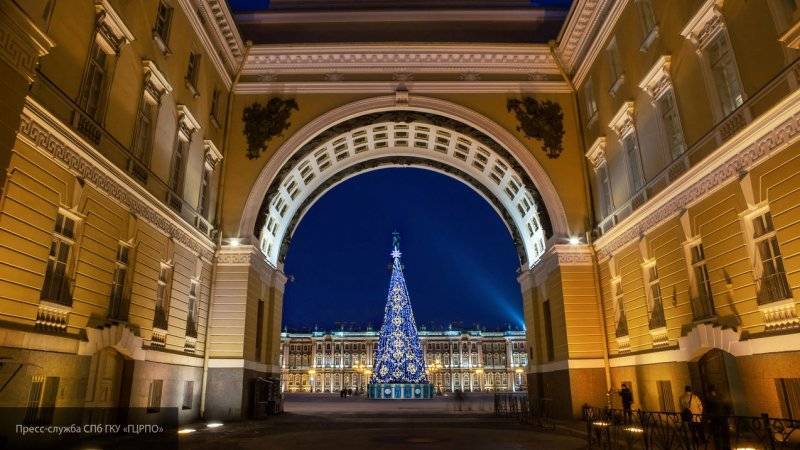 К новогодним праздникам в Петербурге появятся десять новых елочных базаров