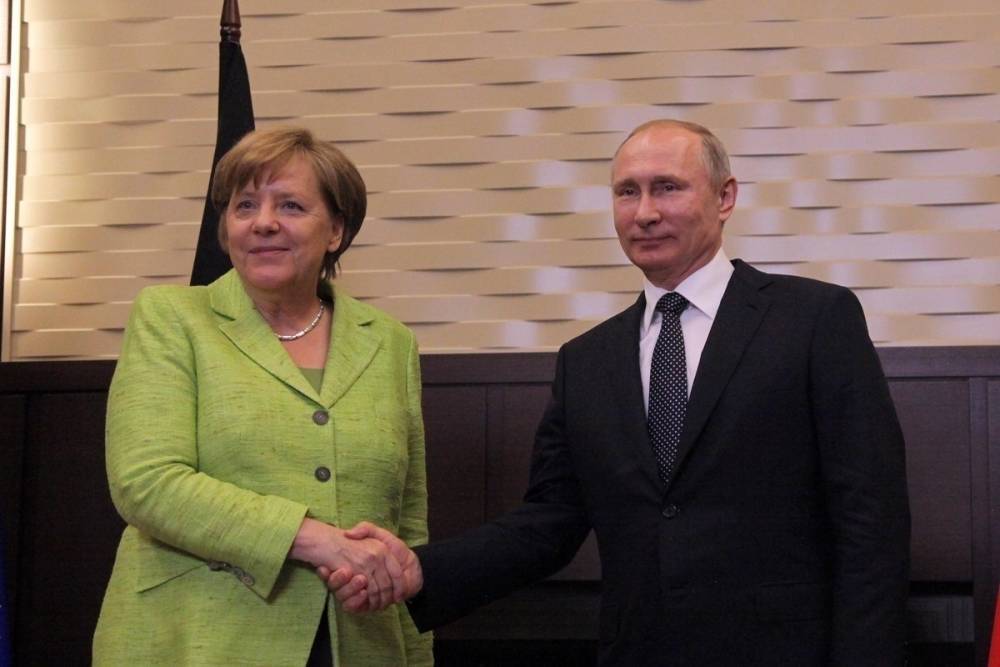 Путин и Меркель обсудили ситуации Украину и Сирию