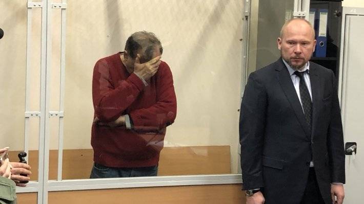 СК проверит данные о действиях доцента СПбГУ Соколова против другой студентки
