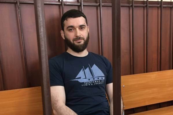 Суд в Махачкале продлил срок ареста журналиста Гаджиева на два месяца