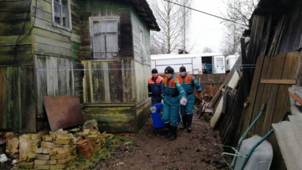 51 сотрудник Невского спасательного центра приехал для помощи новгородским коллегам