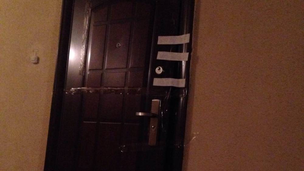 40-летний житель Ковдора попал под статью за выбитую дверь в квартире приятеля