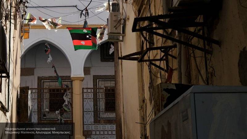 "Министром образования" ПНС Ливии стал связанный с террористами преступник