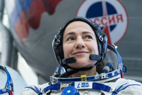В Роскосмосе заявили о слабом интересе со стороны женщин к полётам в космос