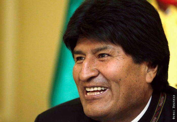 Парламент Боливии не может юридически оформить отставку президента Моралеса