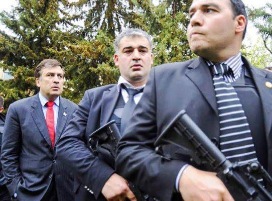 Саакашвили: Путин руками американцев и европейцев меняет власть в Молдавии