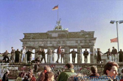 Как изменилась жизнь Восточной Германии после падения Берлинской стены (ФОТО)