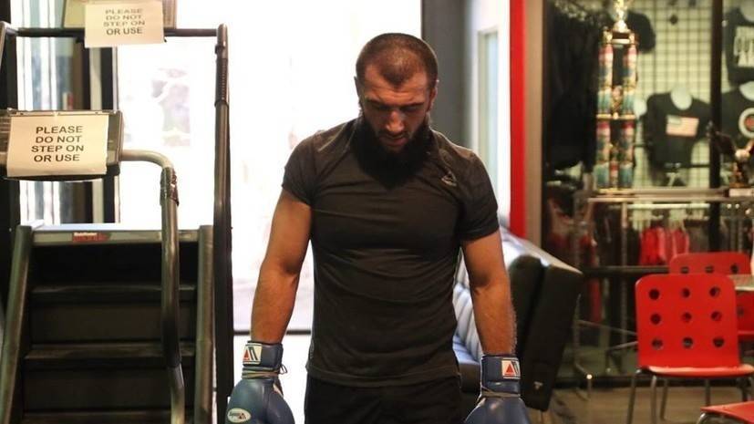 Брат Нурмагомедова проиграл Заваде на турнире UFC в Москве