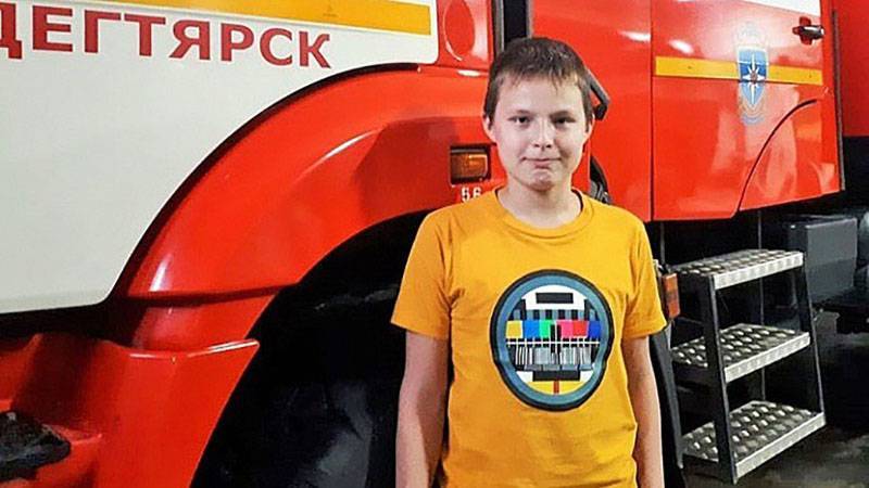 В Свердловской области мальчик спас провалившуюся под лед девочку