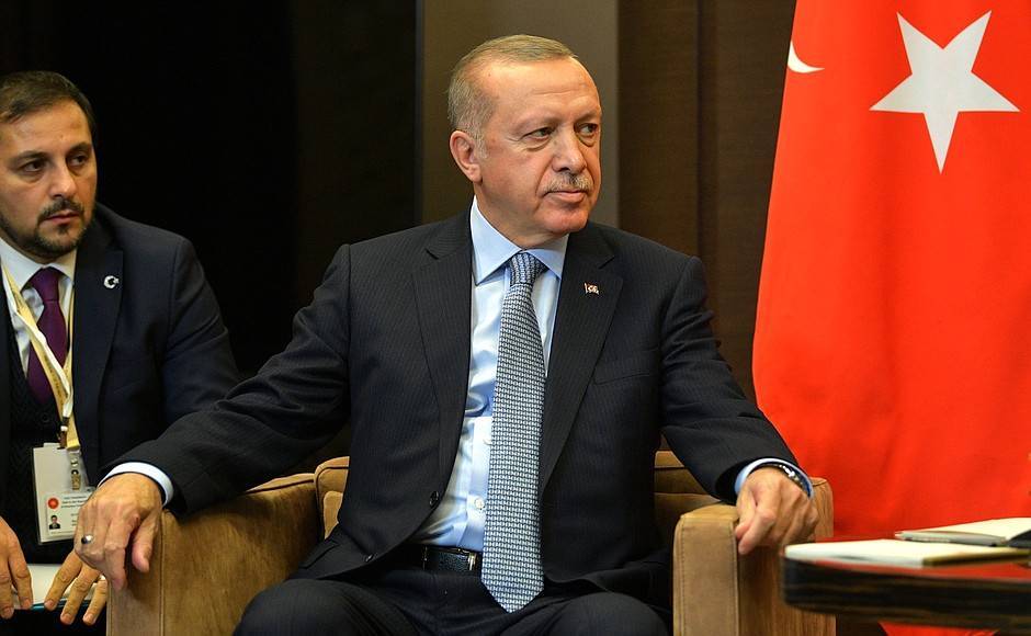 Эрдоган заявил о намерении провести переговоры с Путиным