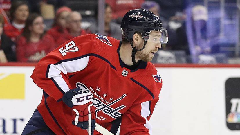 Кузнецов признан второй звездой игрового дня в НХЛ