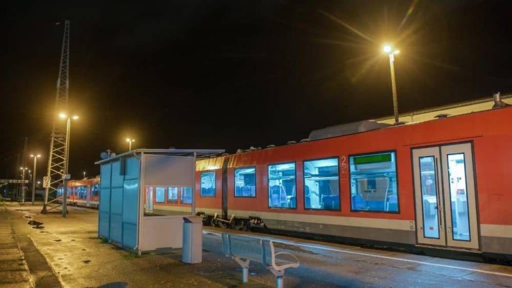 В Тюрингии появился поезд-призрак: он ежедневно проезжает в четыре утра