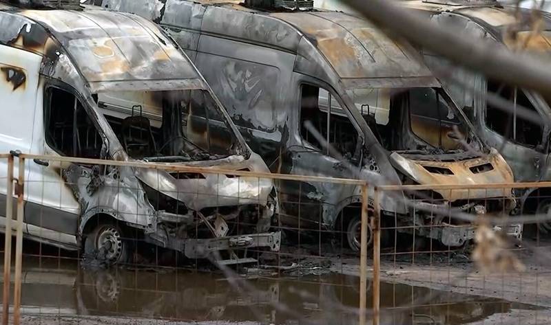 В Раменском сгорели 13 автомобилей фотовидеофиксации (видео)