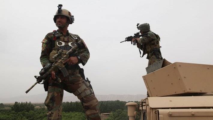 Группа боевиков ИГ* сдалась военным в Афганистане