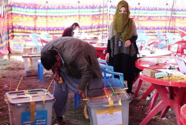 В Афганистане снова не стали объявлять предварительные результаты выборов