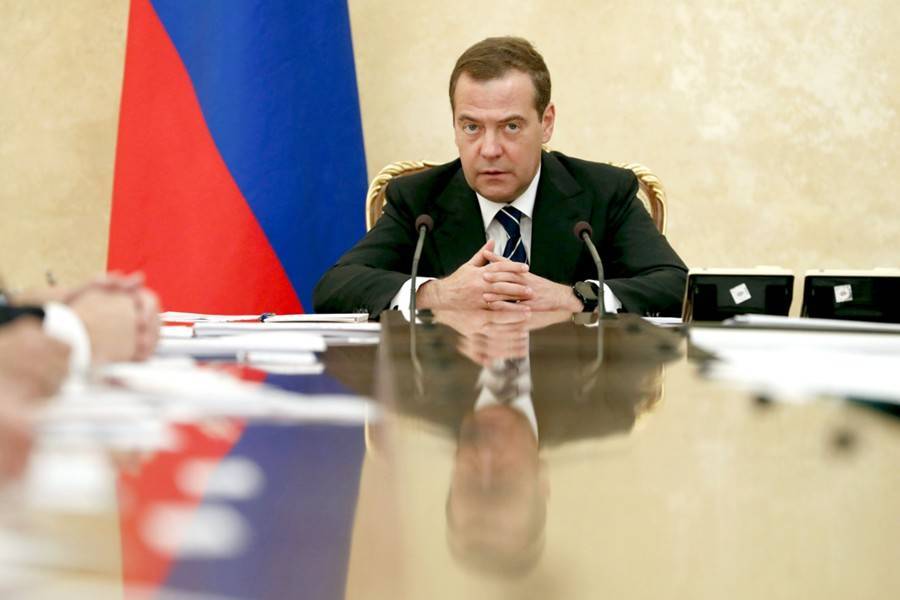 Медведев допустил увеличение средств на госпрограмму развития села