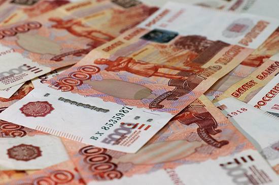 В Госдуму внесли проект о штрафах для банков за нарушения при взыскании долгов