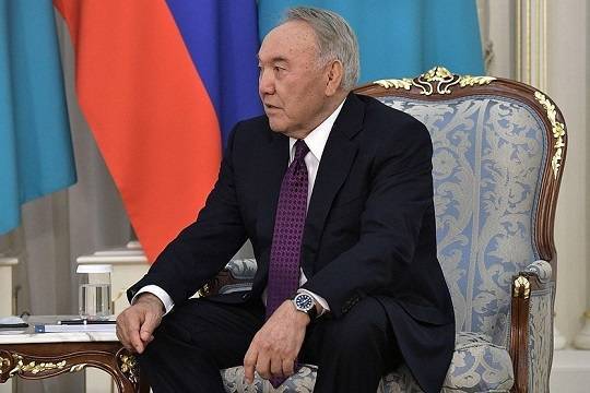 Назарбаев предложил организовать встречу Путина и Зеленского