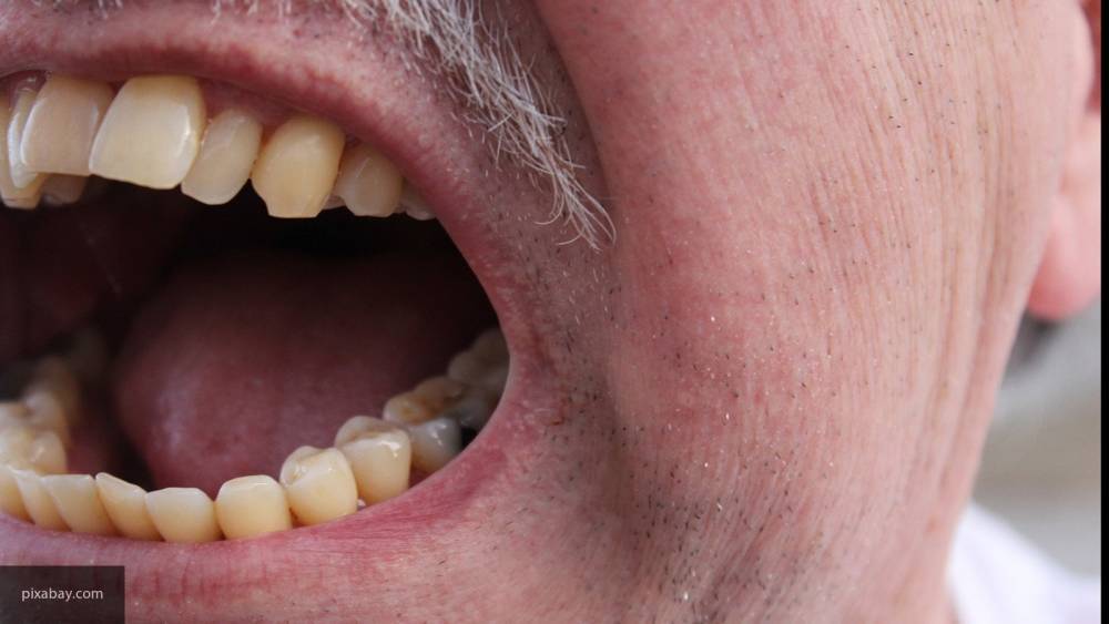 Китаец к своему удивлению двадцать лет носил в своем носу зуб