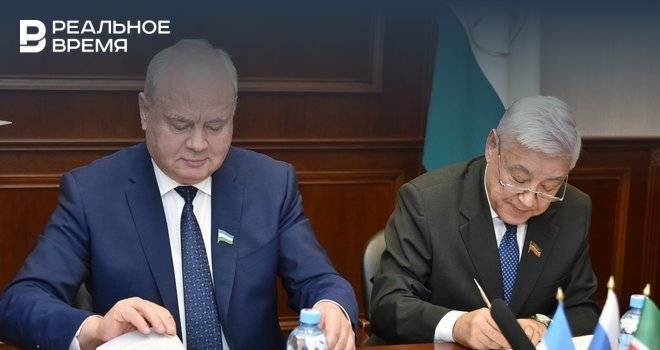 Парламенты Татарстана и Башкирии подписали меморандум о сотрудничестве