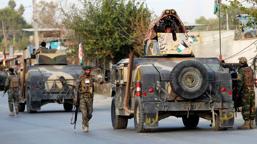 Четверо афганских военных погибли при нападении на их блокпост