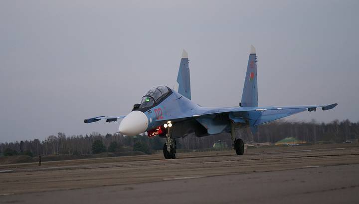 Белоруссия получила два первых истребителя Су-30СМ