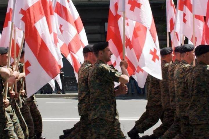 Министр обороны Грузии: страну не пускают в НАТО из-за России