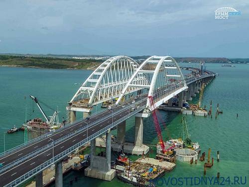 Украина пообещала жестко ответить на запуск поездов по Крымскому мосту
