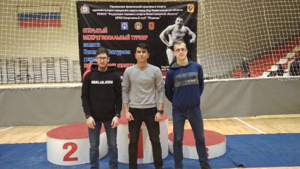 Шахан Сапаргулыев и  Роман Федоров из Глазова завоевали призовые места на всероссийском турнире по гиревому спорту