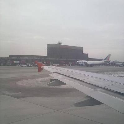 В аэропорту Архангельска из-за ледяного дождя отменяют рейсы