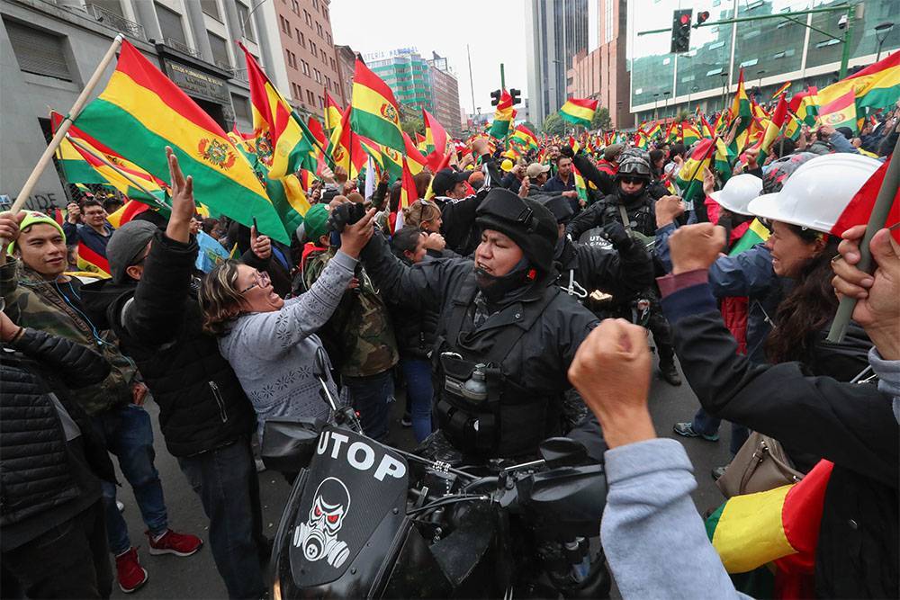 Президент Боливии Эво Моралес заявил об отставке после нескольких недель протестов