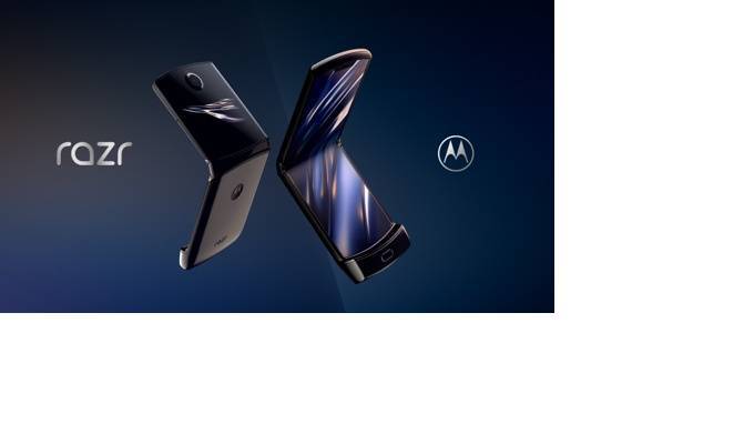 Motorola перевыпустила свою "раскладушку". Теперь она стоит 96 тысяч рублей