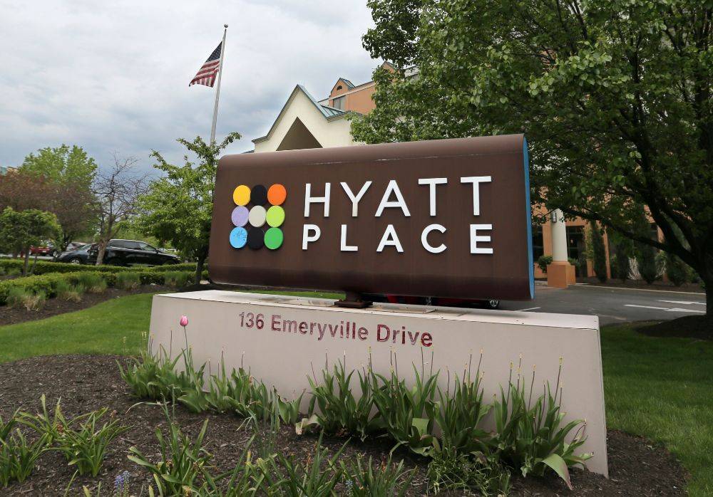 Гостиничная сеть Hyatt отказалась от миниупаковок шампуня ради борьбы с пластиком
