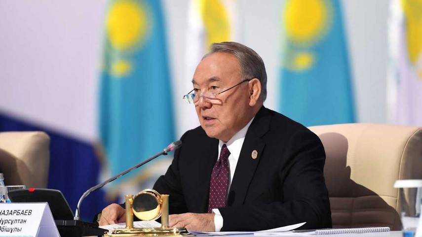 Зеленский согласился на встречу с Путиным тет-а-тет - Назарбаев