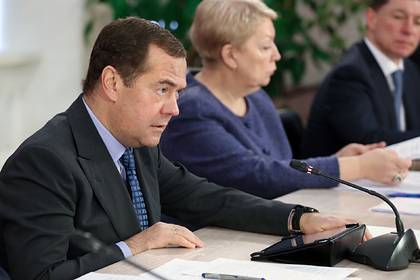 Медведев дал поручение после стрельбы в российском колледже