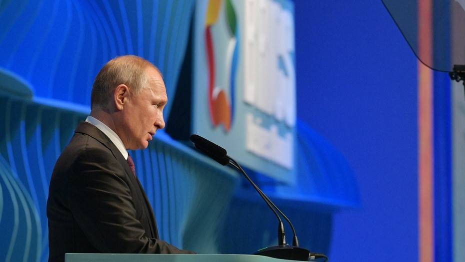 Владимир Путин назвал меры для спасения экономики от рецессии