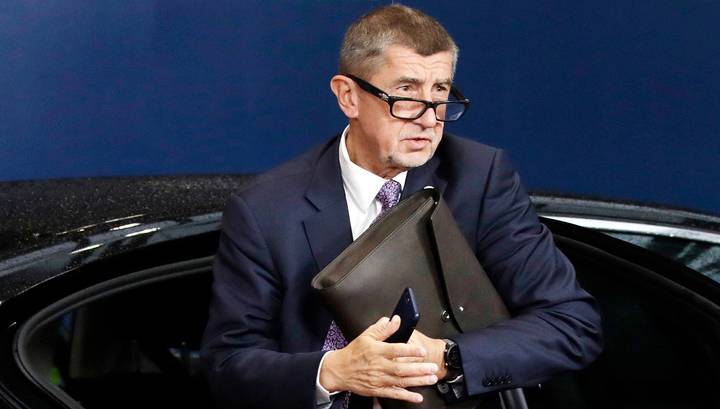Премьер Чехии: пришло время пересмотреть некоторые правила в НАТО