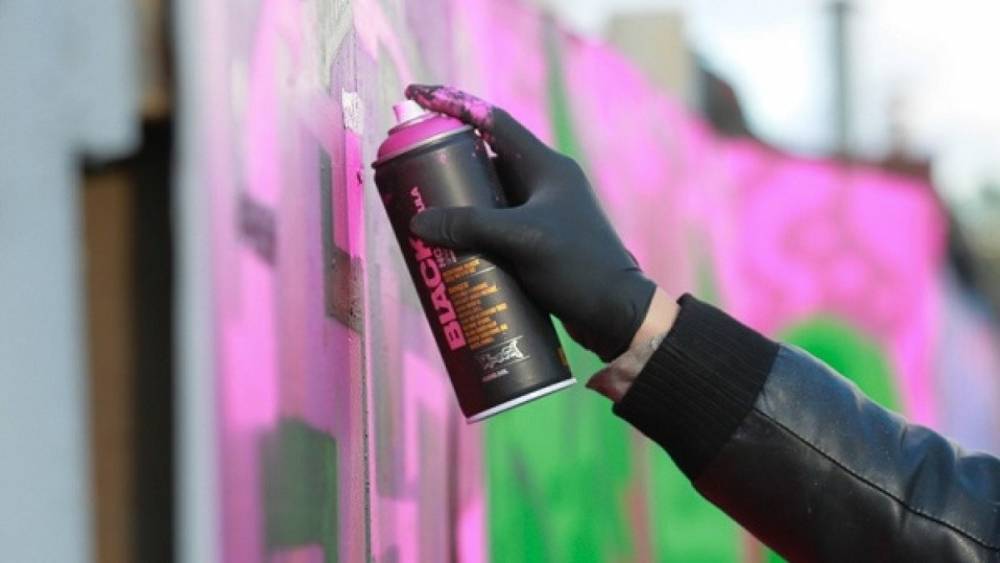В Петербурге выделят места для рисования граффити