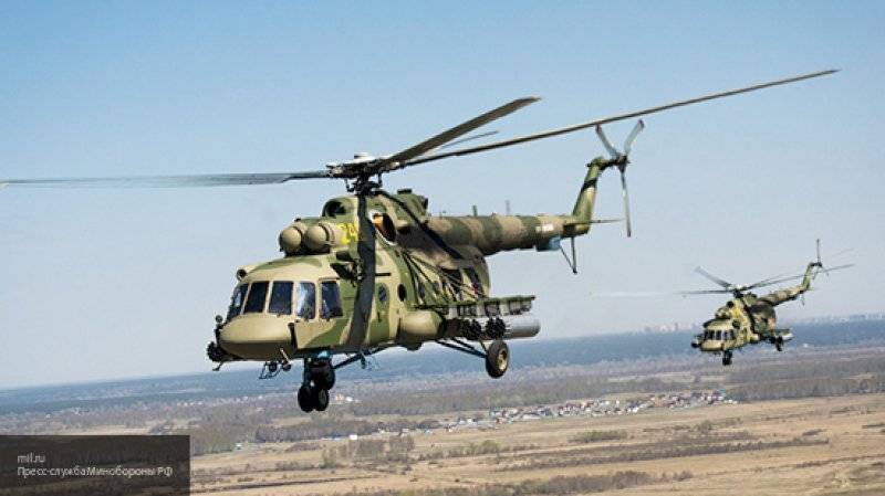 Вертолеты ВКС России патрулируют север Сирии во избежание провокаций