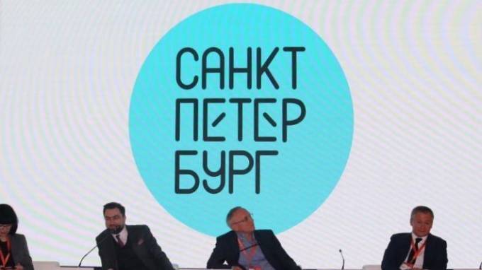 Варламов и Запесоцкий вступились за новый логотип Петербурга