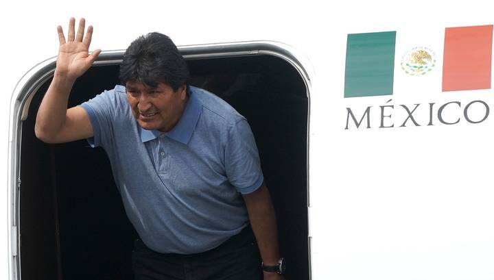 Моралес готов вернуться в Боливию, чтобы мирно вывести страну из кризиса