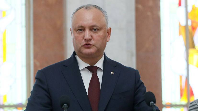 Президент Молдавии привёл к присяге новое правительство