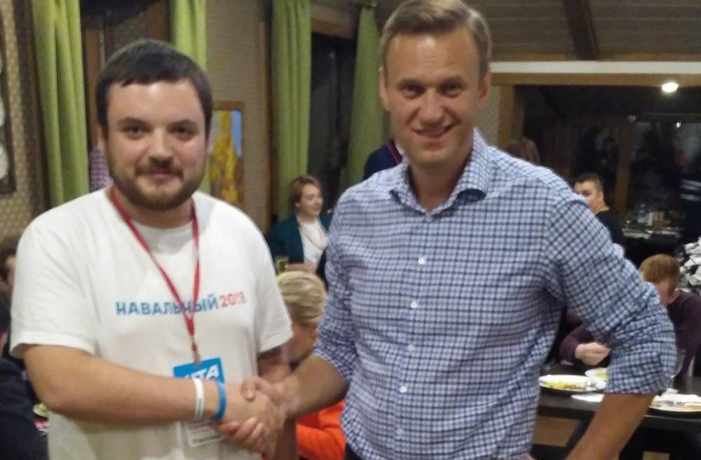 В Омске задержан сотрудник штаба Навального