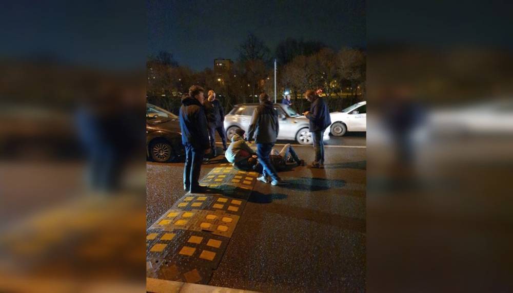 Девочка и ее папа пострадали под колесами «Яндекс. Такси» на Стачек