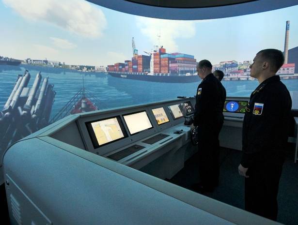 Учебно-тренажерный комплекс для подготовки командиров подлодок и кораблей появился в Санкт-Петербурге